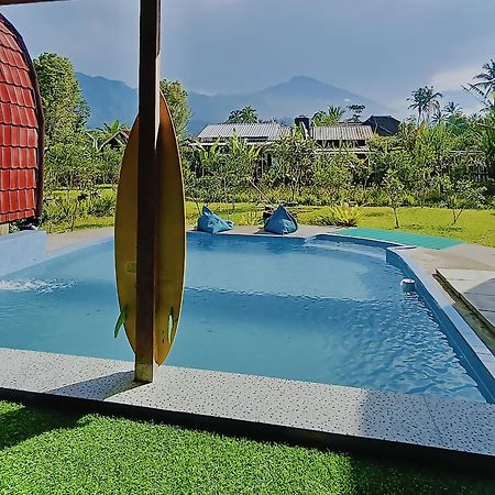 Raturinjani Homestay Selong Extérieur photo