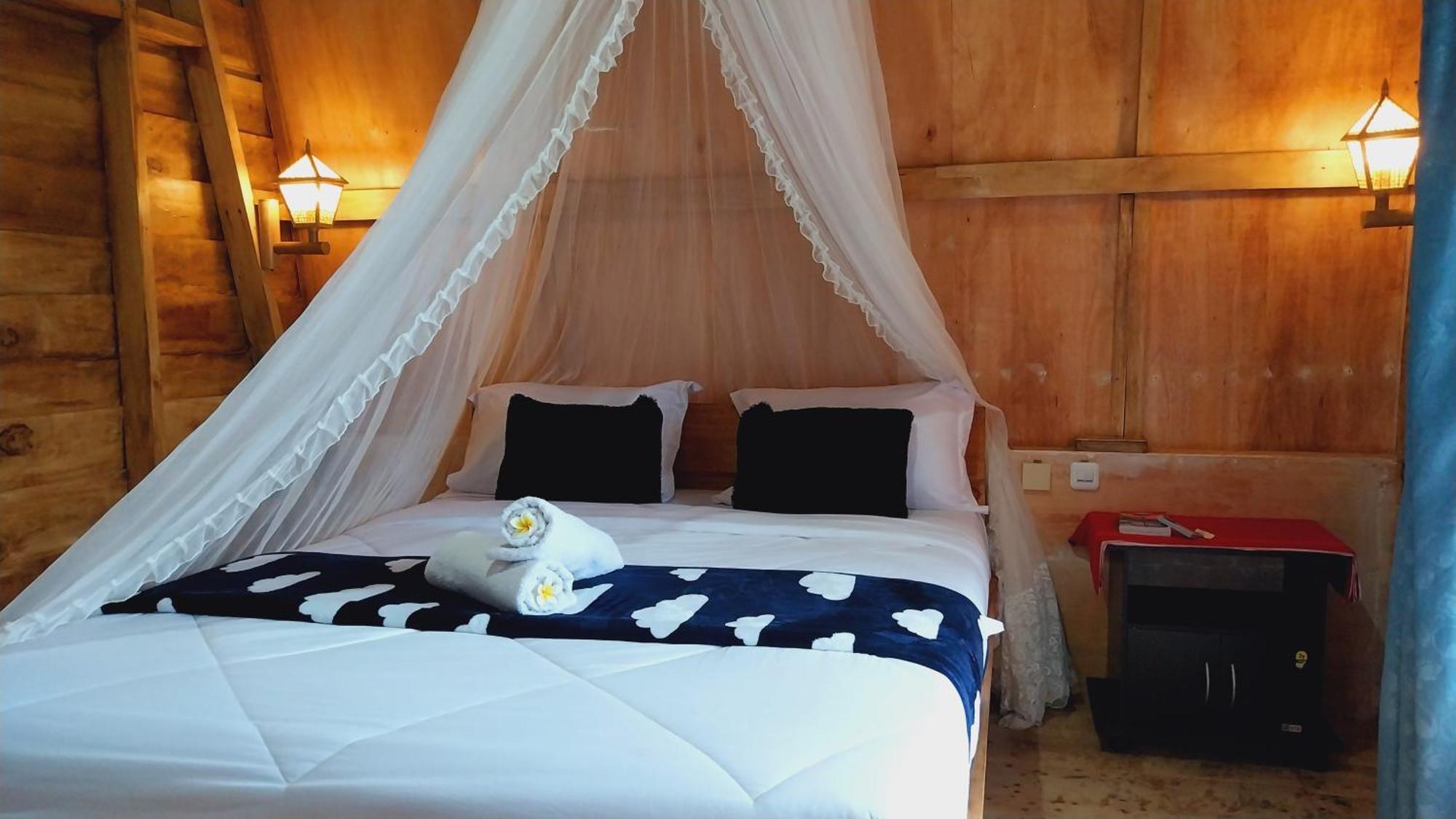 Raturinjani Homestay Selong Extérieur photo