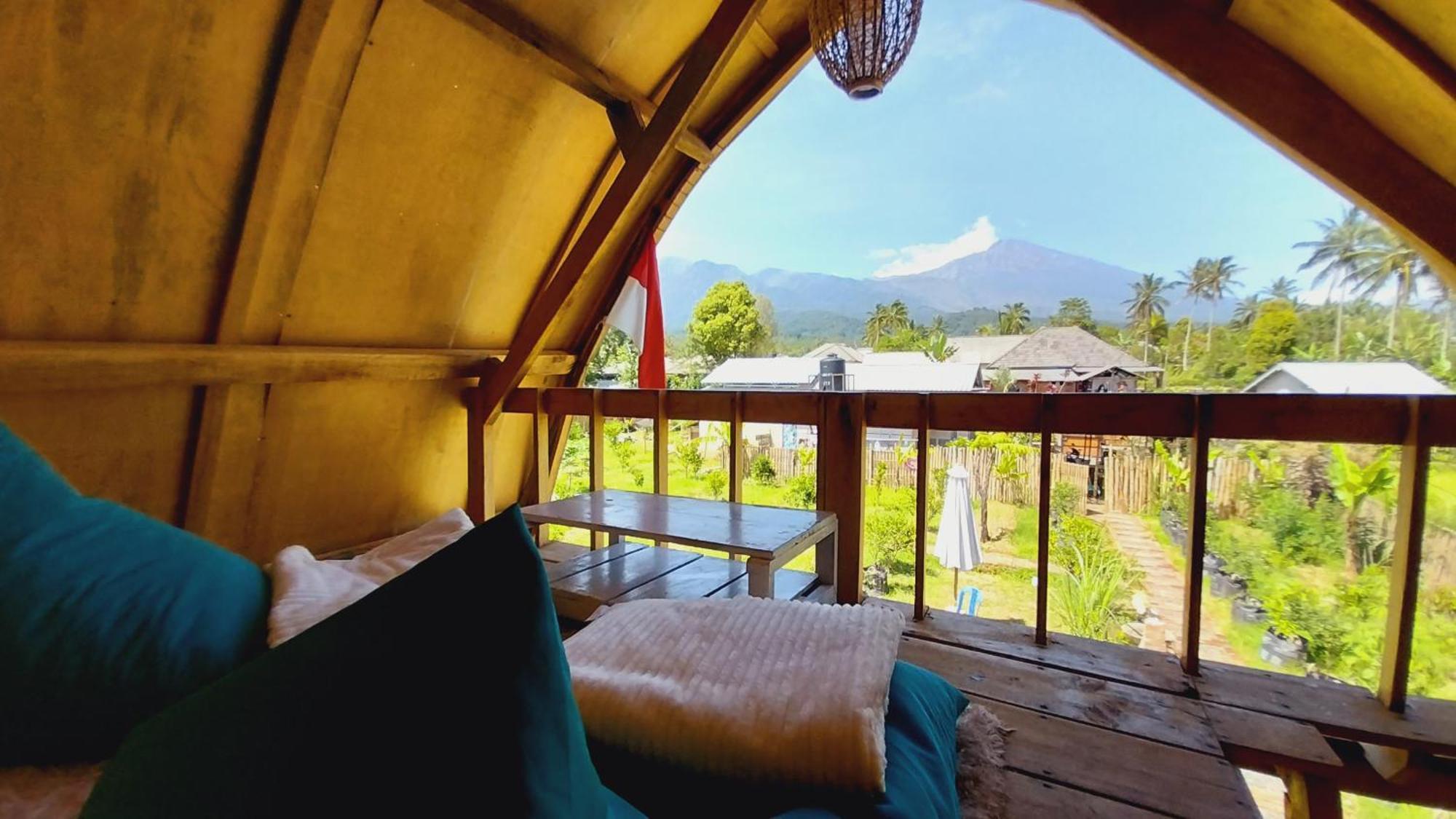Raturinjani Homestay Selong Extérieur photo