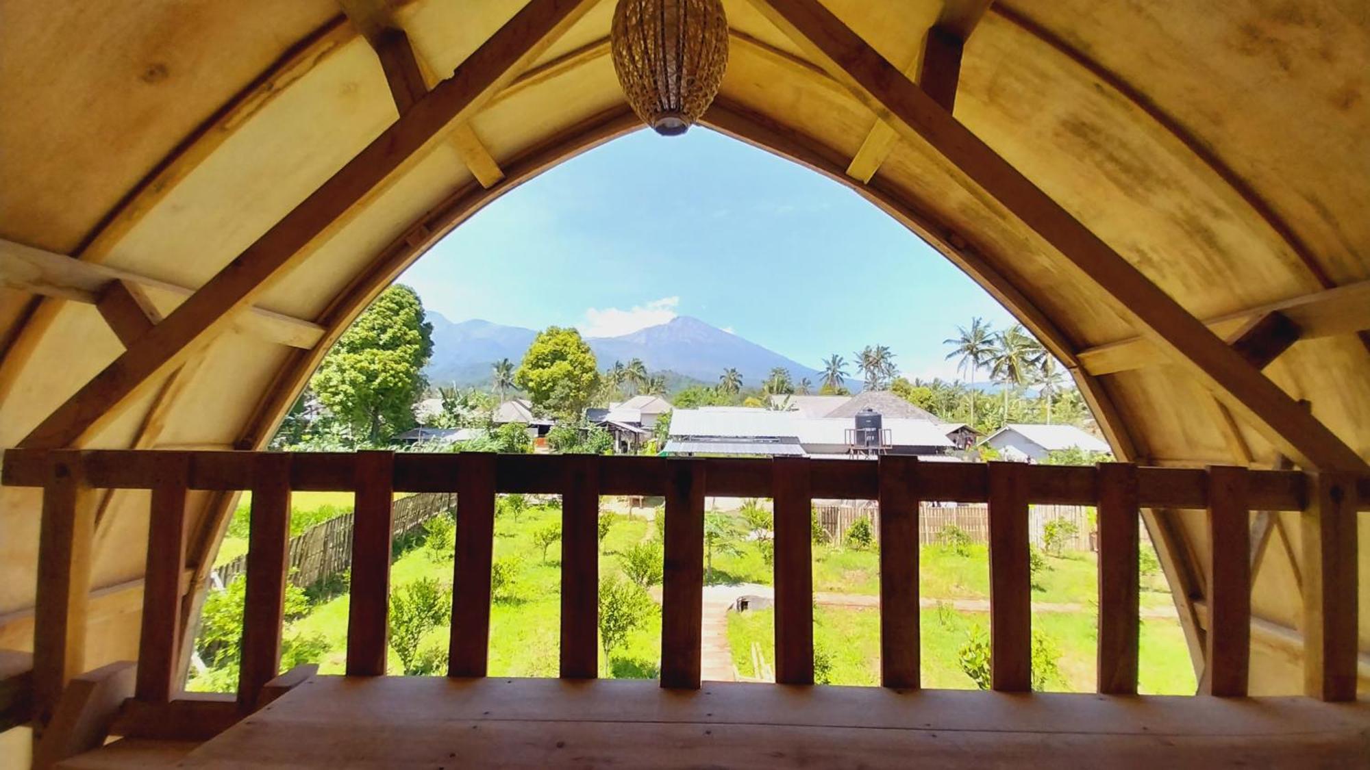Raturinjani Homestay Selong Extérieur photo
