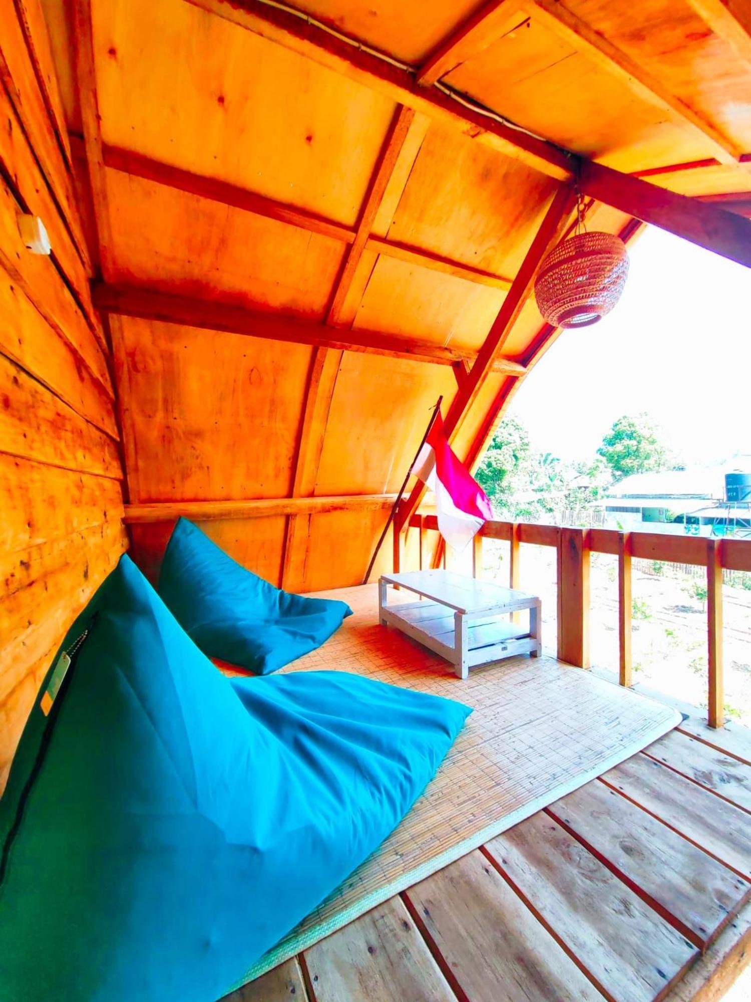 Raturinjani Homestay Selong Extérieur photo