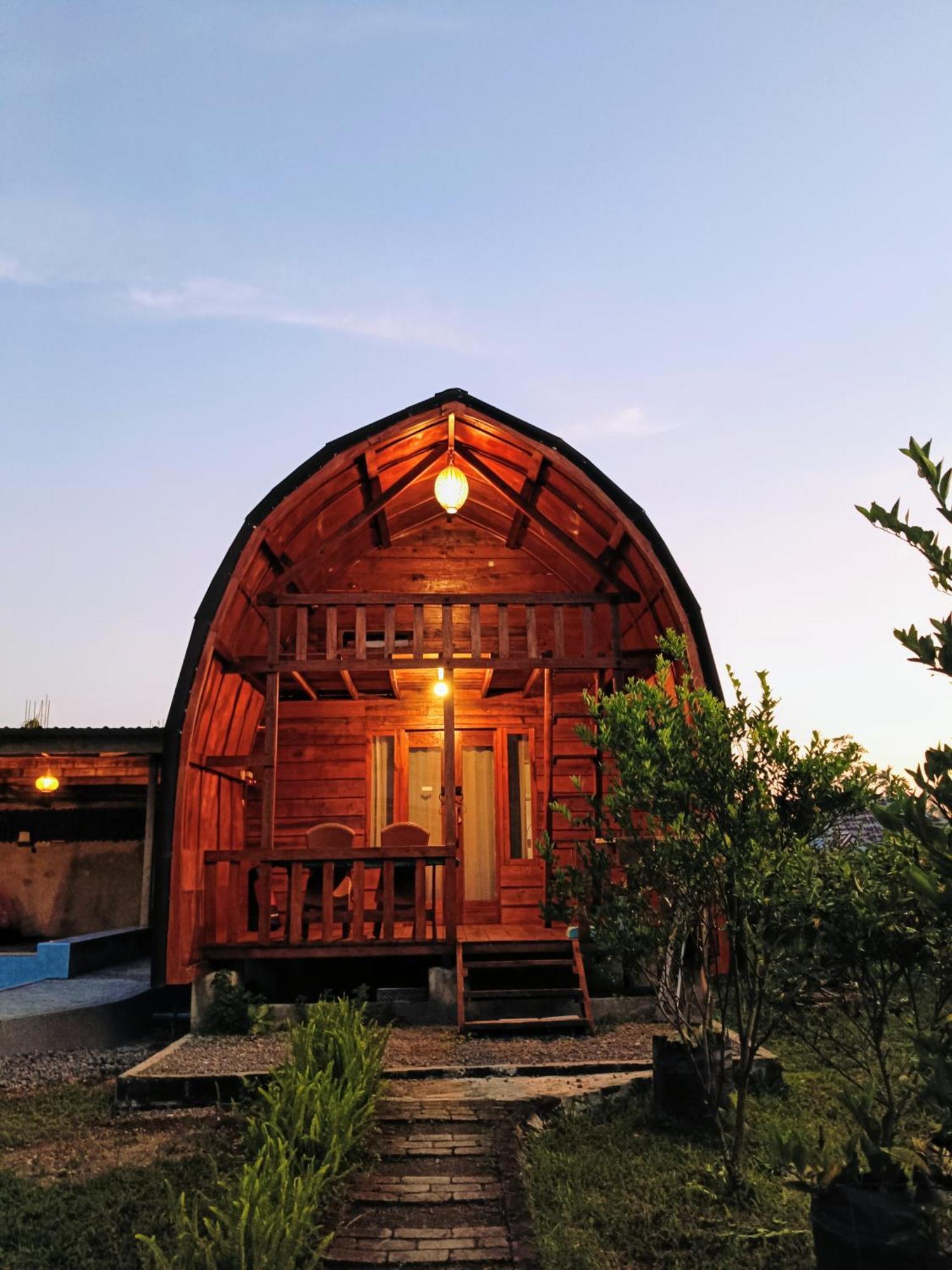 Raturinjani Homestay Selong Extérieur photo