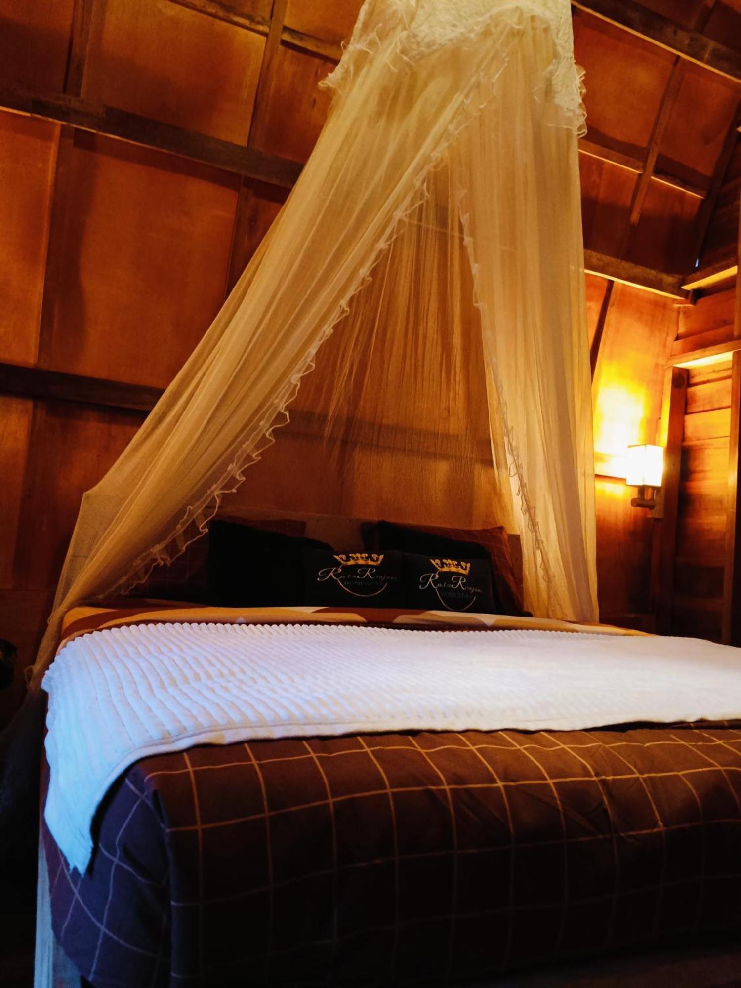 Raturinjani Homestay Selong Extérieur photo
