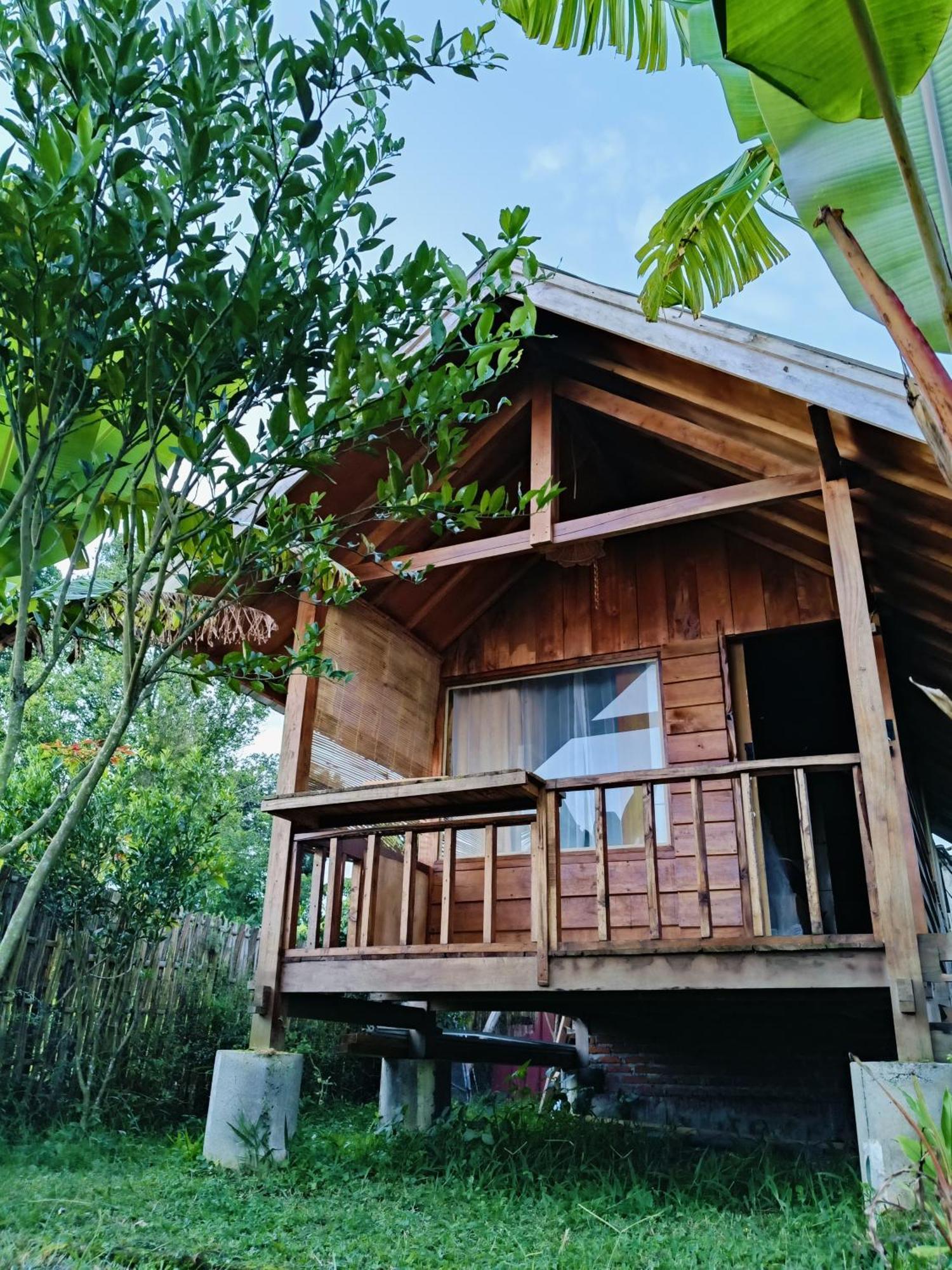 Raturinjani Homestay Selong Extérieur photo